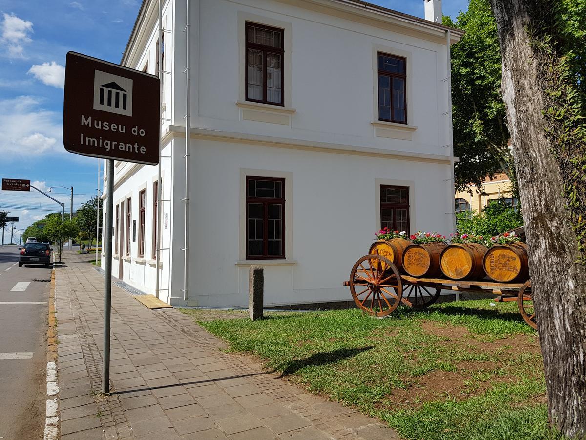 Pousada Lugama Bento Gonçalves Esterno foto